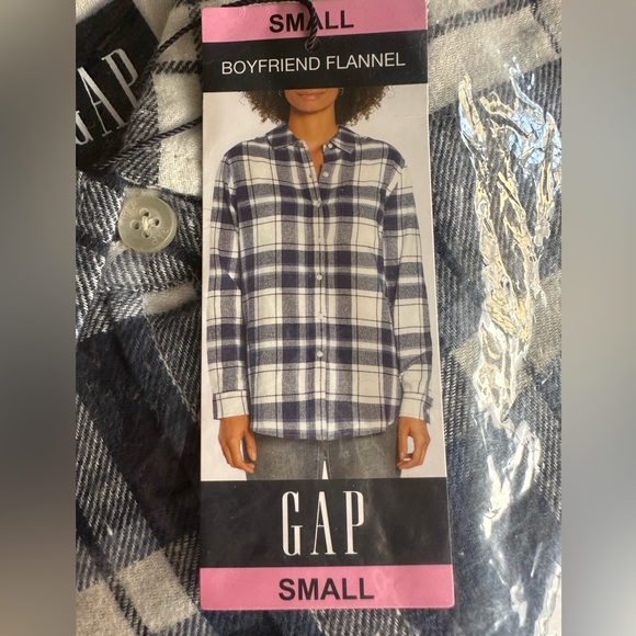 Brand new GAP Boyfriend Flannel Ariella size Small💖 - Picture 2 of 5